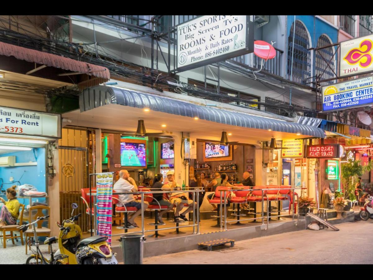Hotel Tuk'S Sports Bar Pattaya Zewnętrze zdjęcie